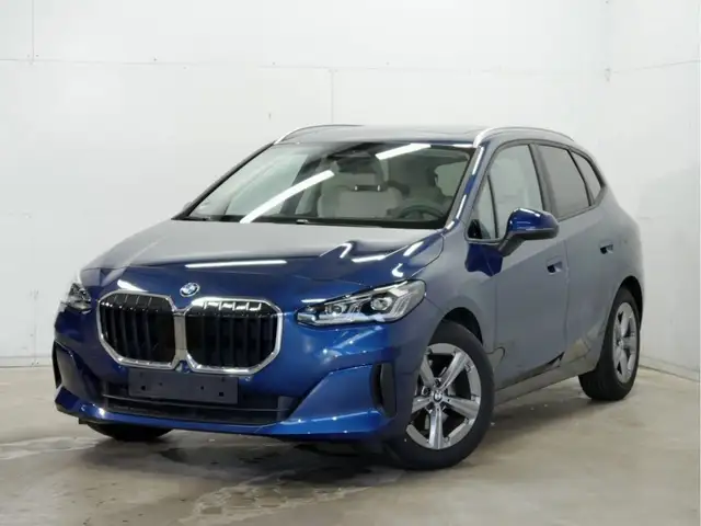 BMW 216 i Sport Pano Leder Kam Ad.LED