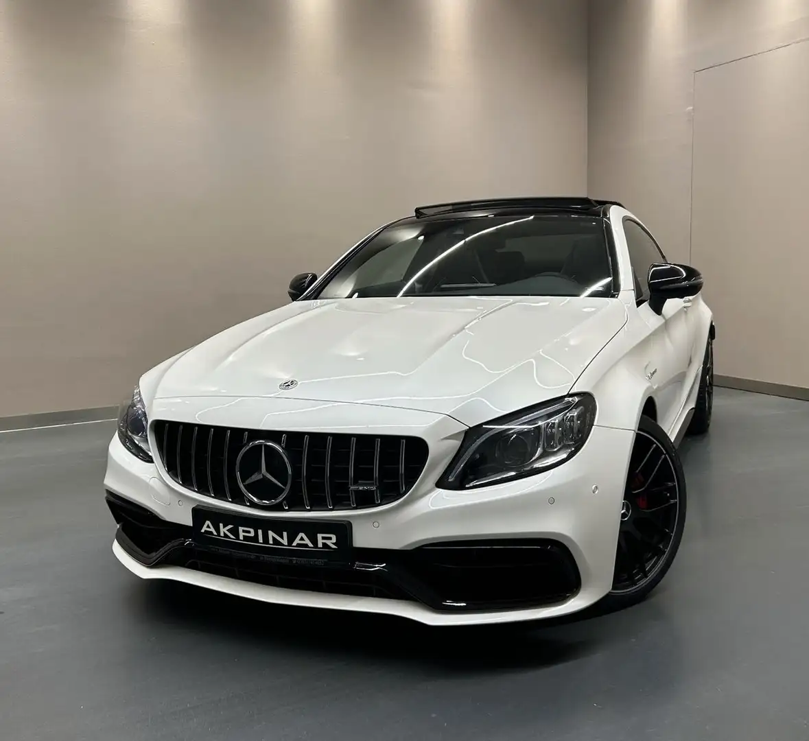 Mercedes-Benz C 63 AMG C63 S AMG Coupe *PERF.SITZ*CARBON*NIGHT*PANO* Weiß - 1