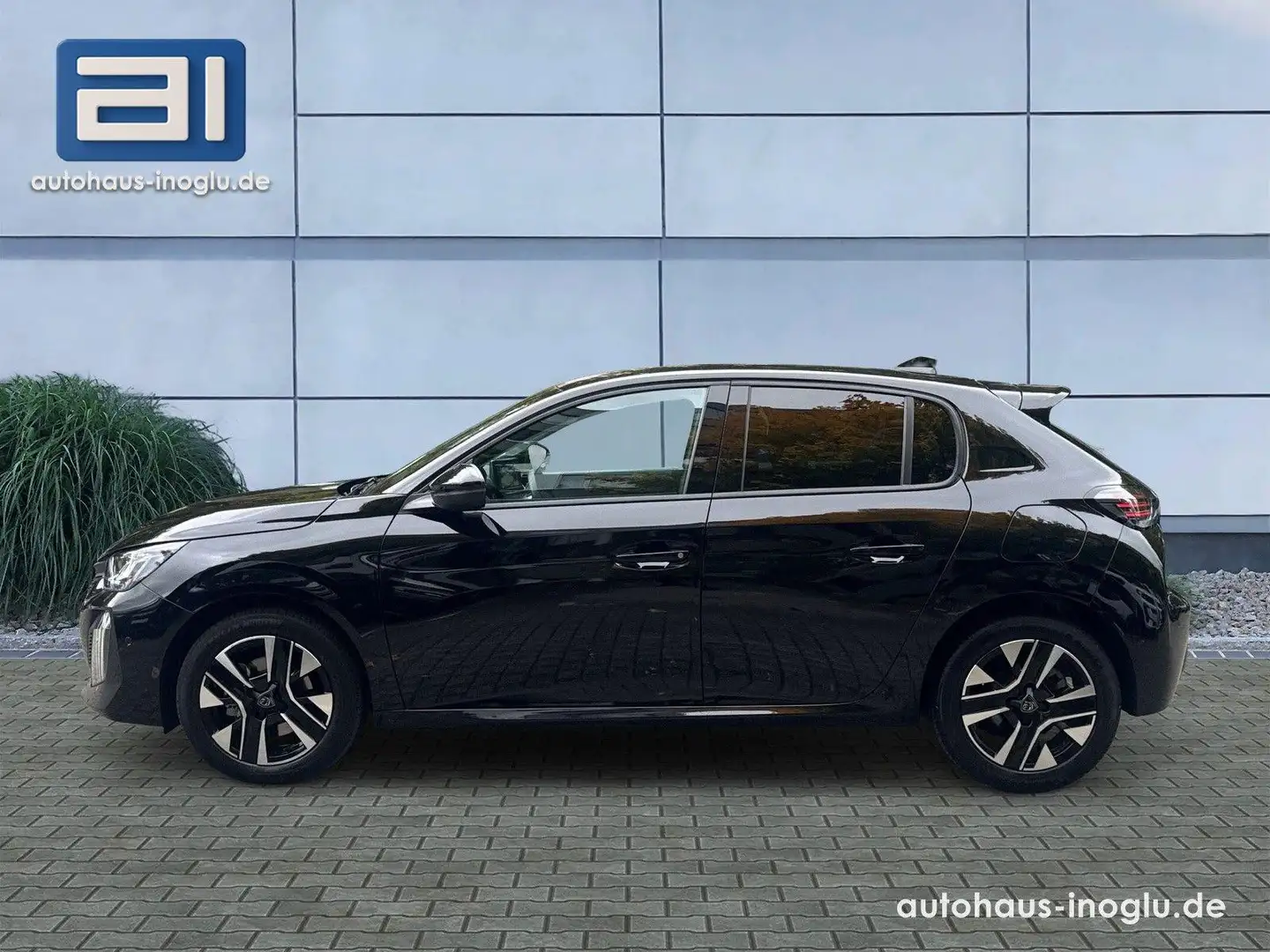 Peugeot 208 Hybrid 100 Allure eDCS6 Multimedia+360° Kam+ Schwarz - 2