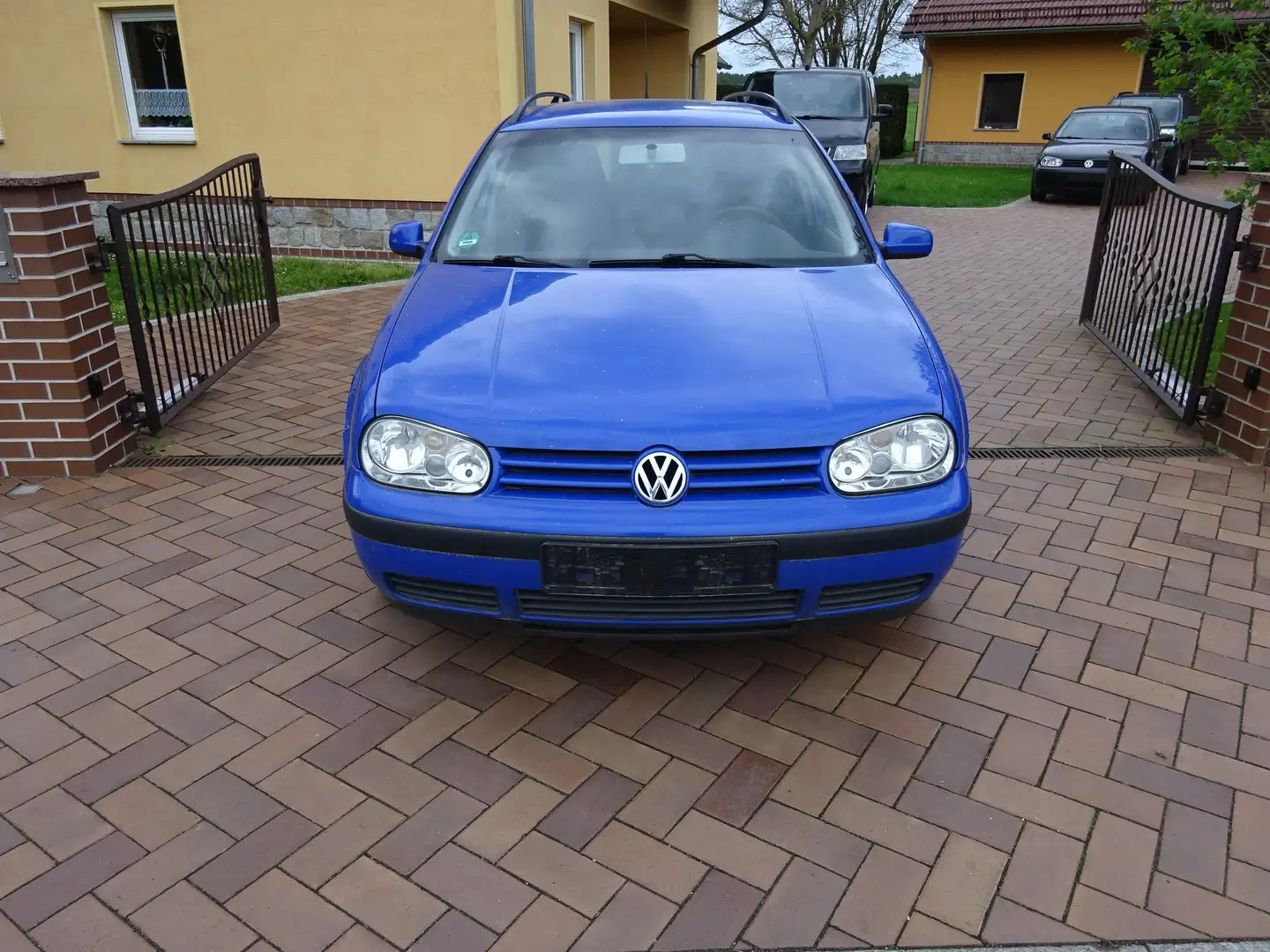 Volkswagen Golf Variant 2.0 Edition+ohne TüV+LPG Gasanlage+ Klima+AHK+ plava - 2