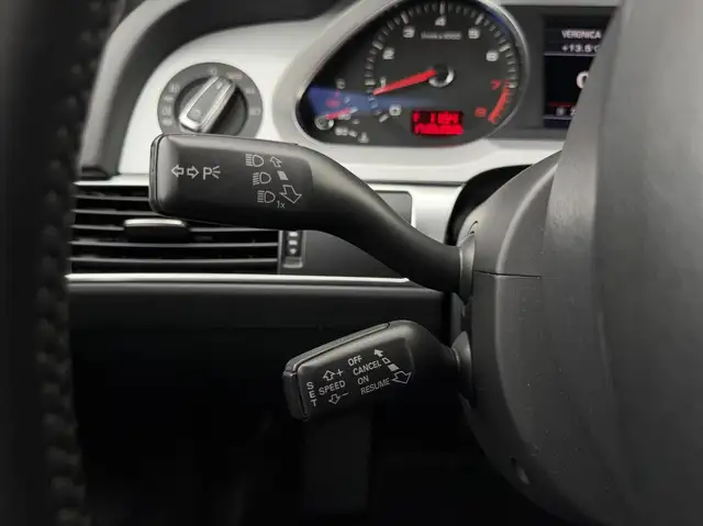 Audi A6 view 25