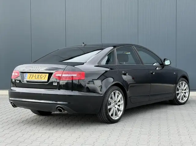 Audi A6 view 4
