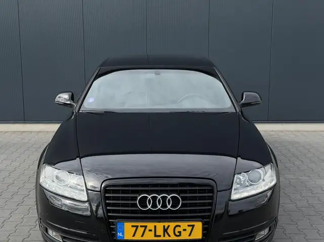 Audi A6 view 14