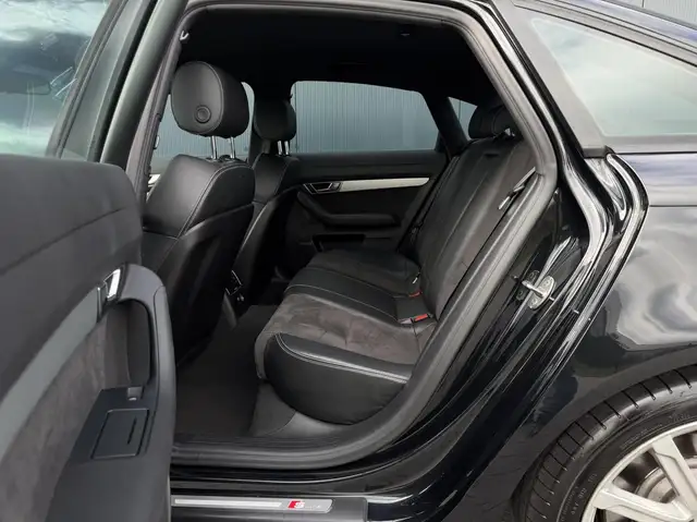 Audi A6 view 19