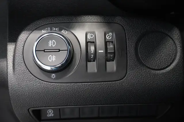 Opel Combo view 14