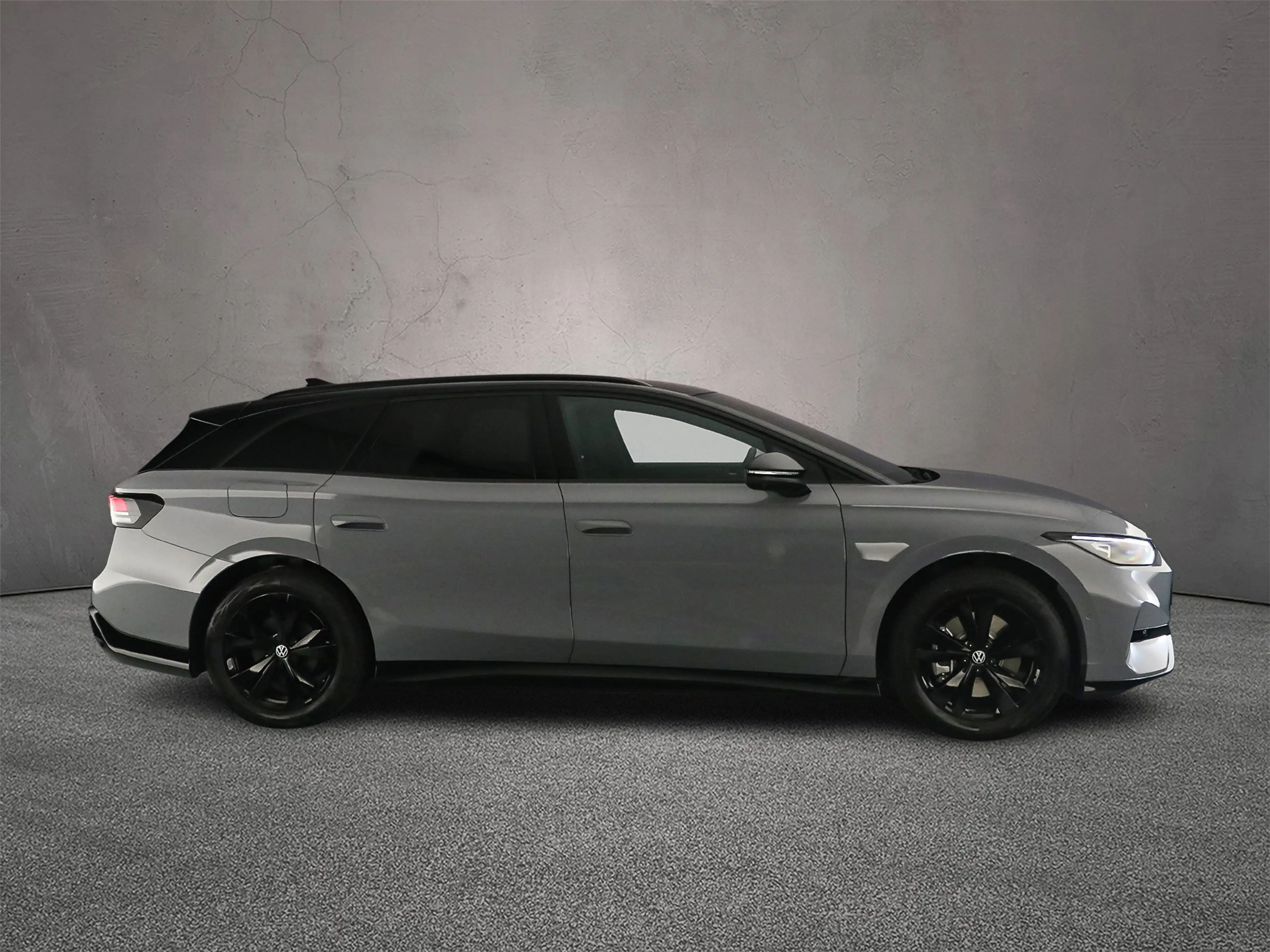 Volkswagen ID.7 Tourer Elektromotor 59 kWh 204pk Limited Edition — photo 6