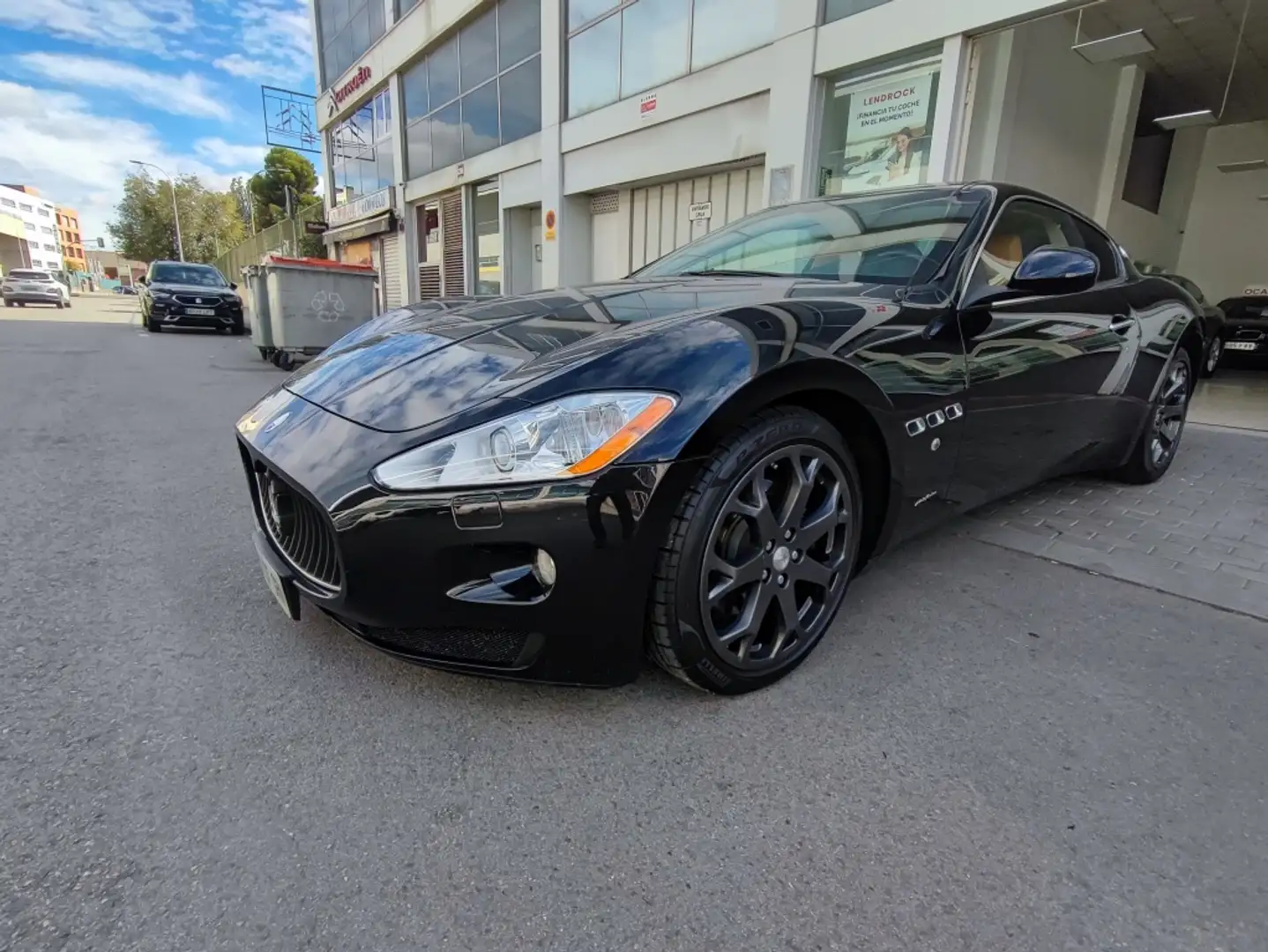 Maserati GranTurismo Aut. Negro - 2