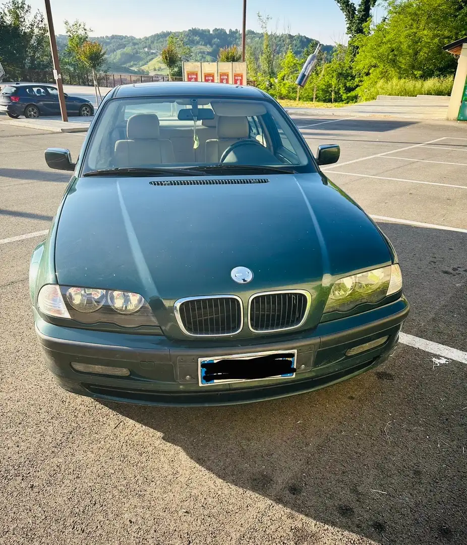 BMW 320 320d Verde - 1