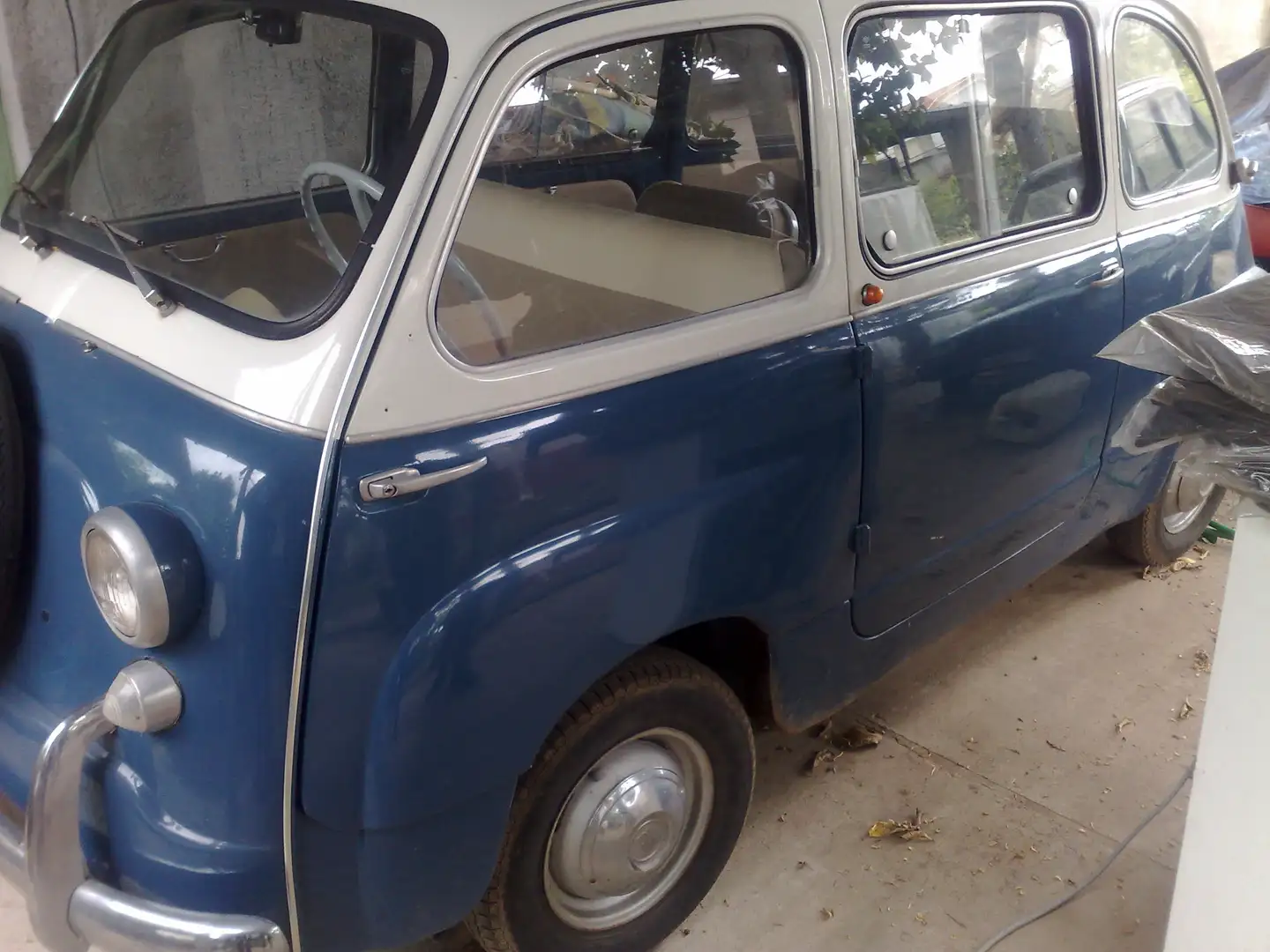 Fiat 600 plava - 1
