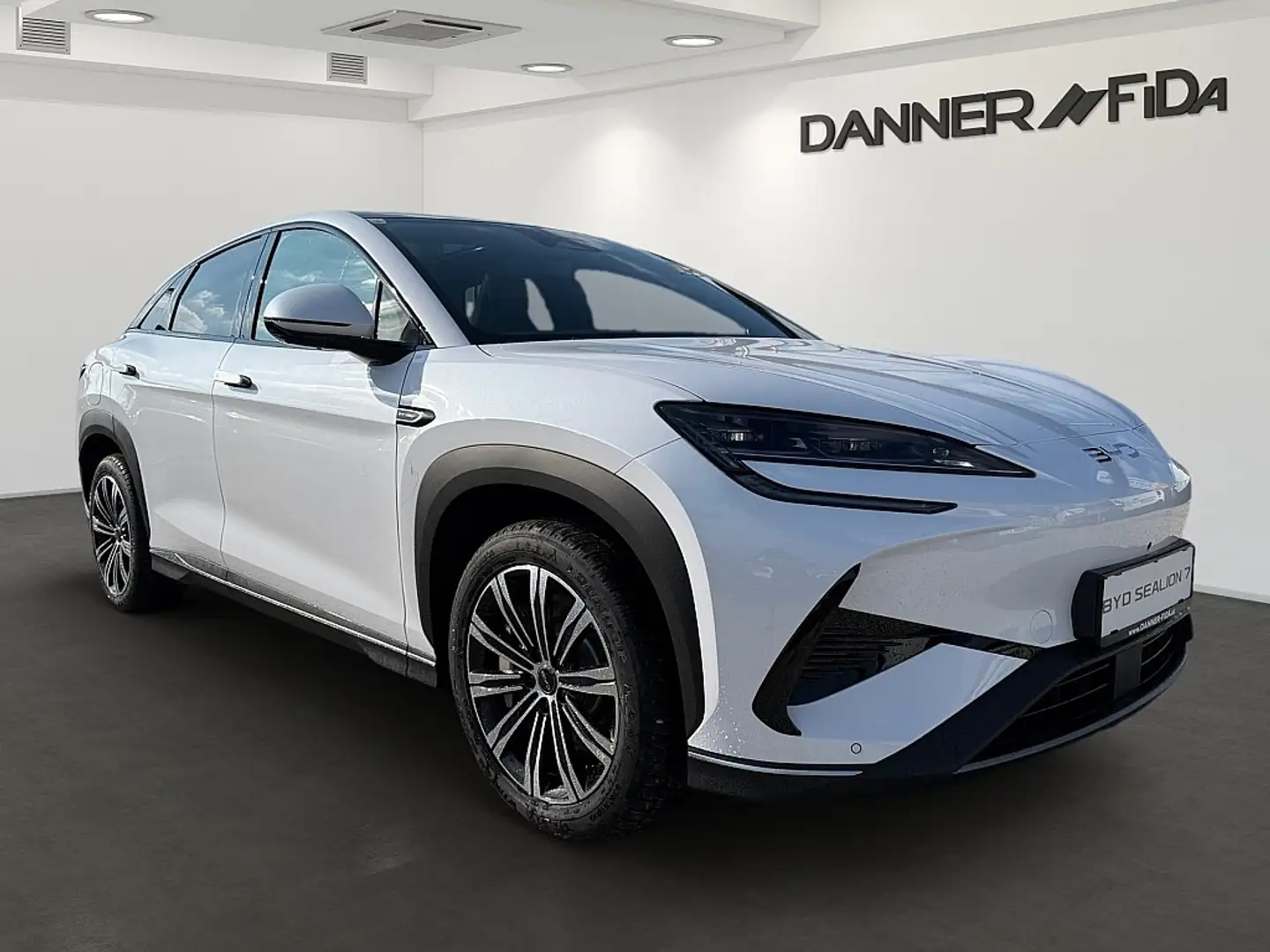 BYD Sealion 7 Comfort Österreich Paket 82.5 kWh Weiß - 2