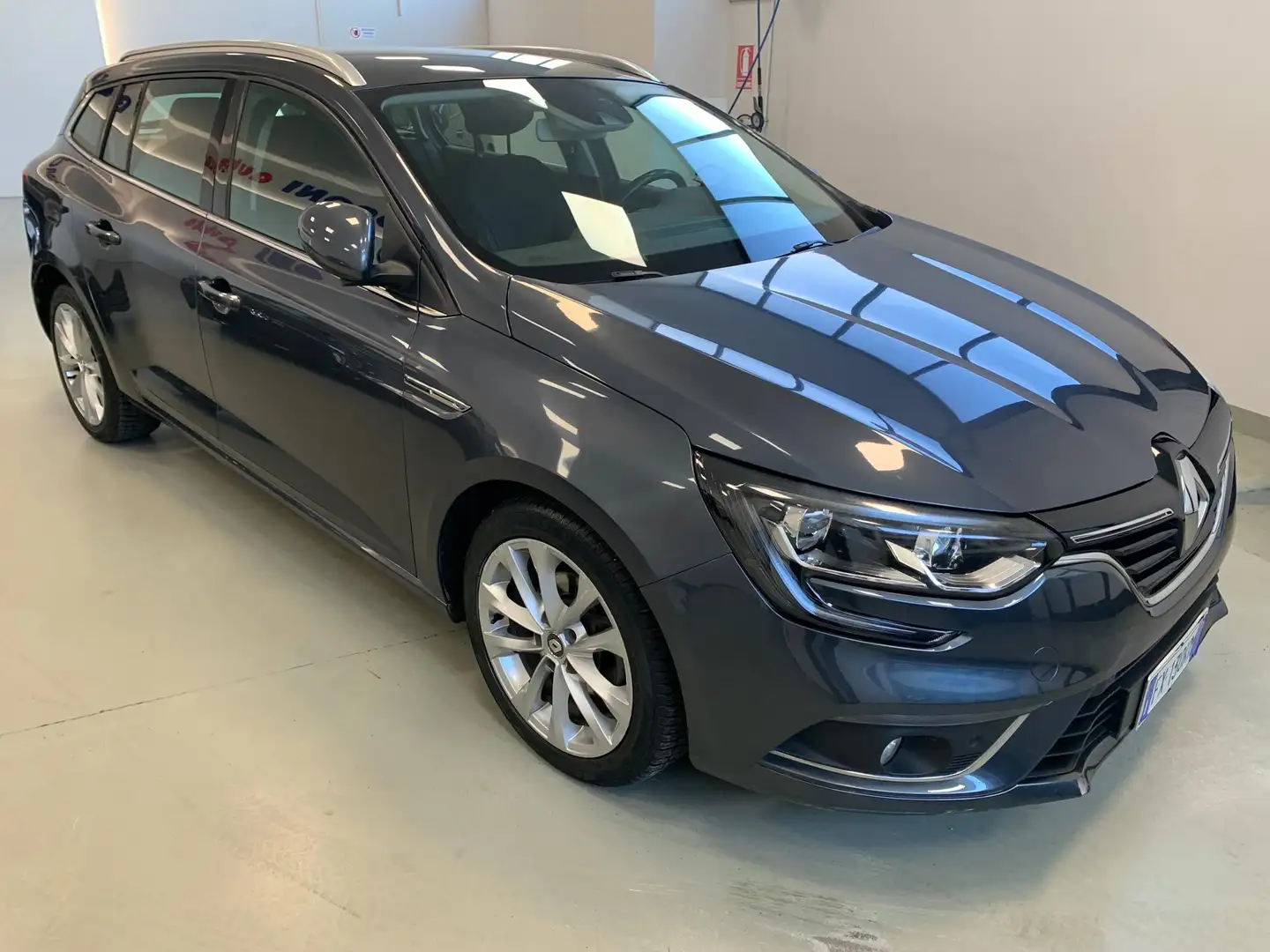 Renault Megane 1.5 Blue dci Duel2 115CV my19 Neopatentati Grau - 2