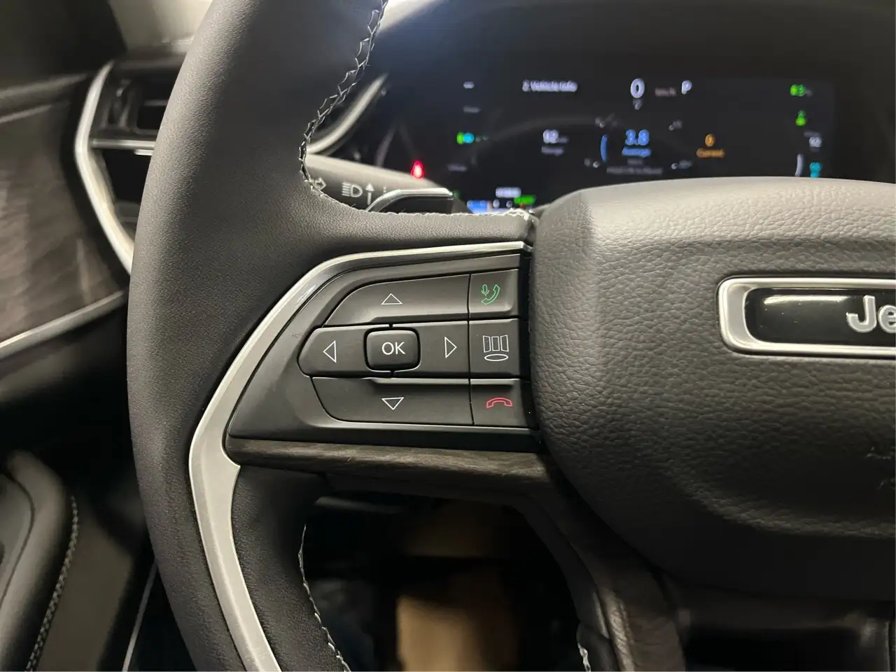 Jeep Grand Cherokee снимка Jeep Grand Cherokee