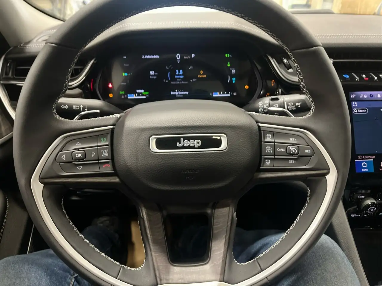 Jeep Grand Cherokee снимка Jeep Grand Cherokee
