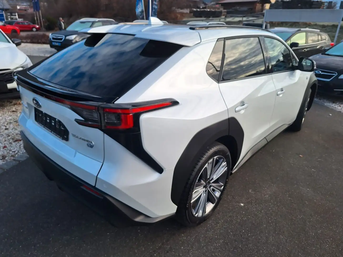 Subaru Solterra 71,4 kWh 150kW Platinum Plus Weiß - 2