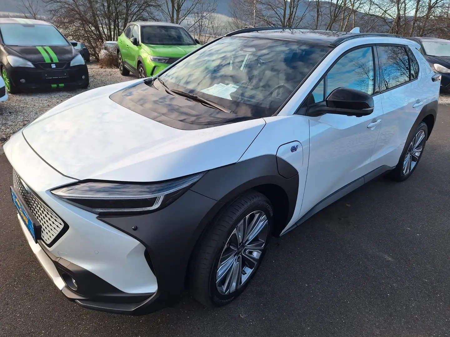 Subaru Solterra 71,4 kWh 150kW Platinum Plus Weiß - 1