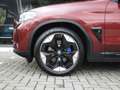 BMW iX3 High Executive 80 kWh / Sportstoelen / Adaptieve L Rood - thumbnail 9