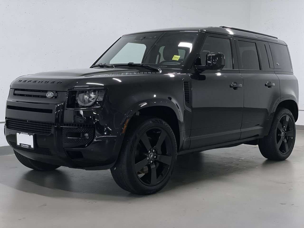 2024 Land Rover Defender 110 P400 X-Dynamic SE | 22" Wheels! Black Exterior thumb 6