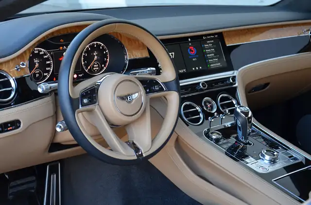 Bentley Continental GT W12 | 2.Besitz | Garantie 08/2027 | Rotating | TOP Ansicht 39