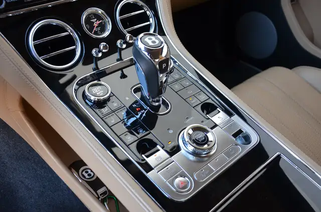 Bentley Continental GT W12 | 2.Besitz | Garantie 08/2027 | Rotating | TOP Ansicht 40