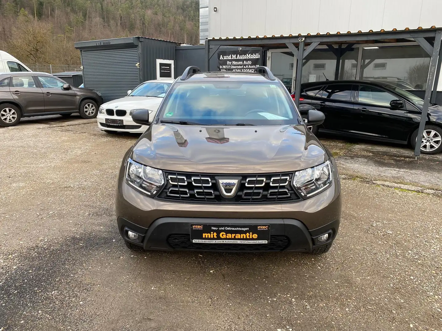 Dacia Duster SUV/Geländewagen/Pickup in Braun gebraucht in