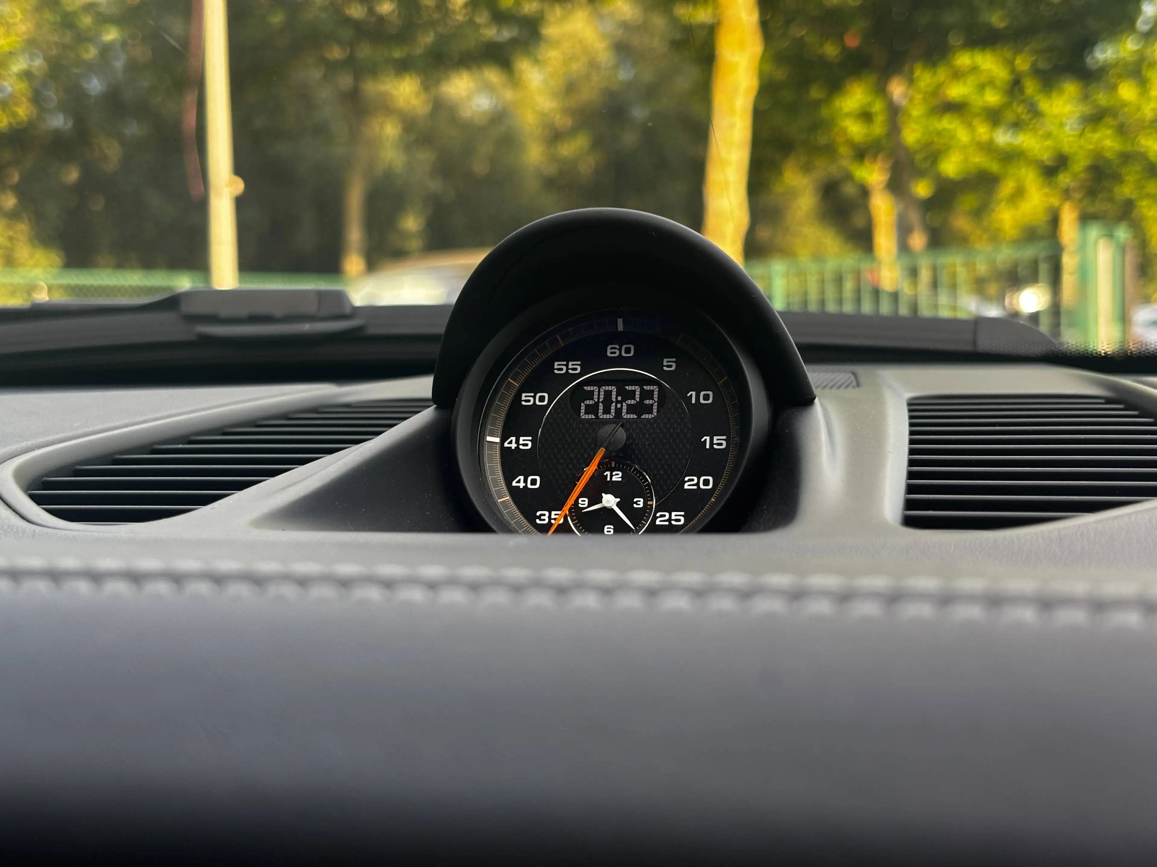 Porsche 911 911 GT3 RS 4.0 Turbo PDK — photo 12