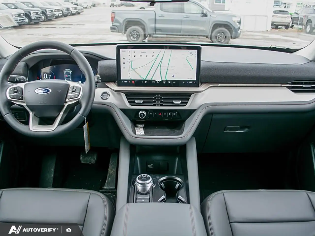 Ford Explorer снимка Ford Explorer
