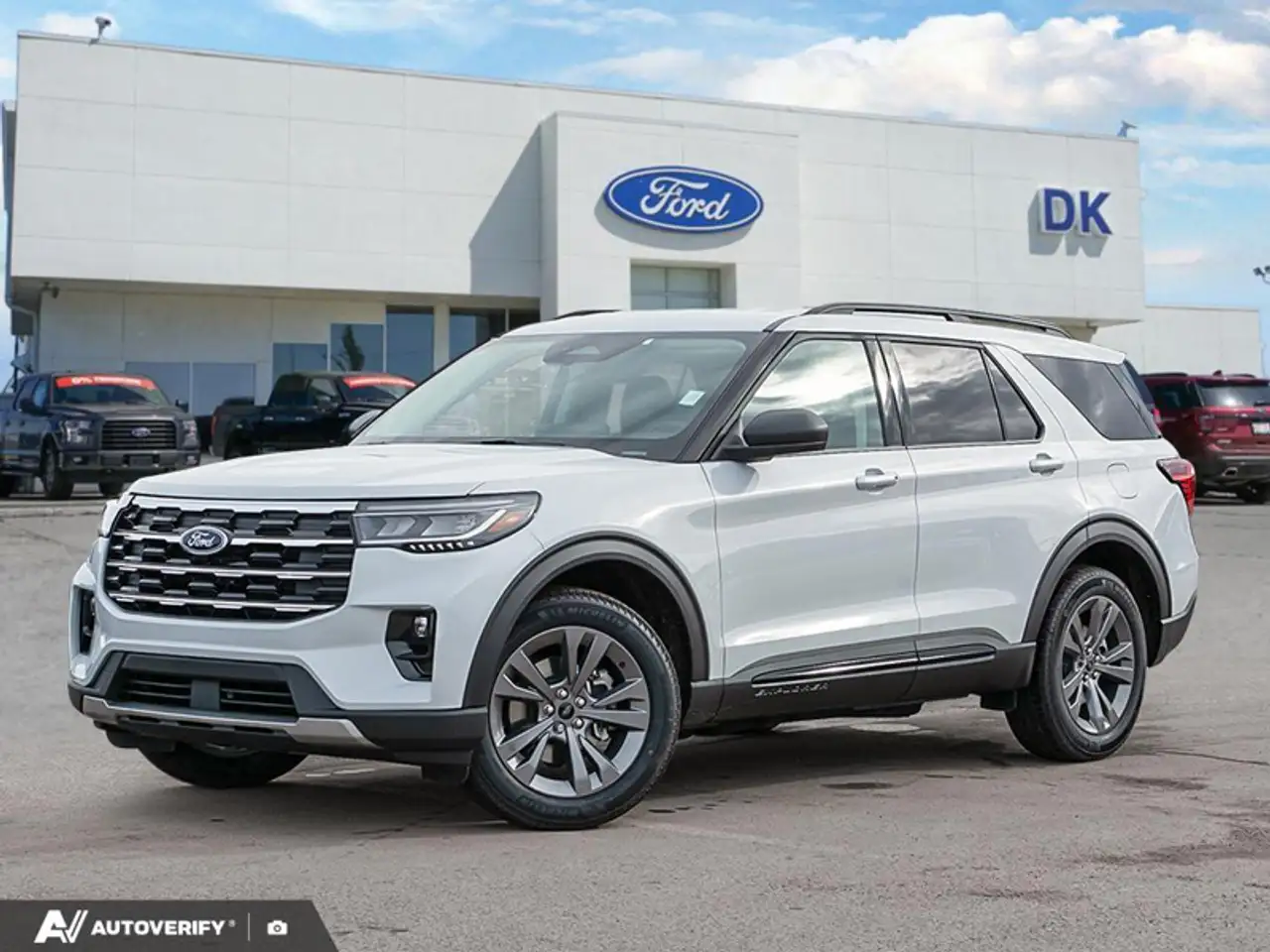 Ford Explorer снимка Ford Explorer