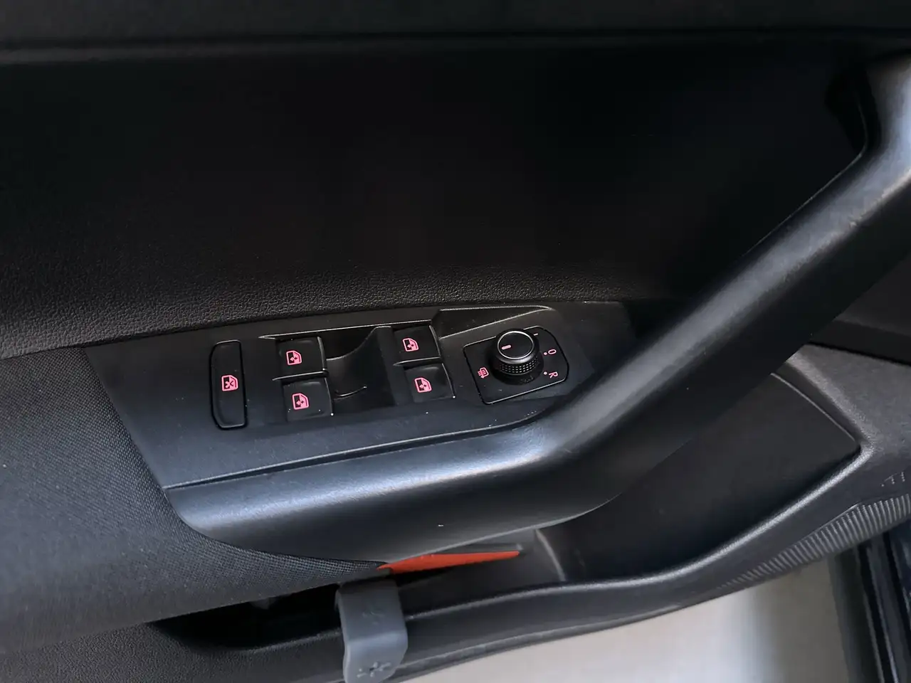 Volkswagen Polo 1.0 TSI Highline Business R R-Line Virtual Cockpit, миниатюра 19