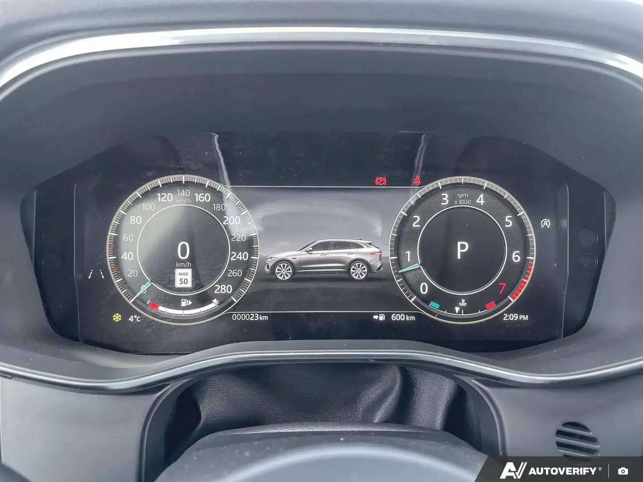 Jaguar F-Pace снимка Jaguar F-Pace