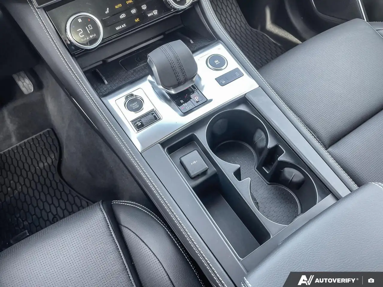 Jaguar F-Pace снимка Jaguar F-Pace