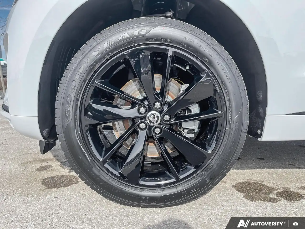 Jaguar F-Pace снимка Jaguar F-Pace