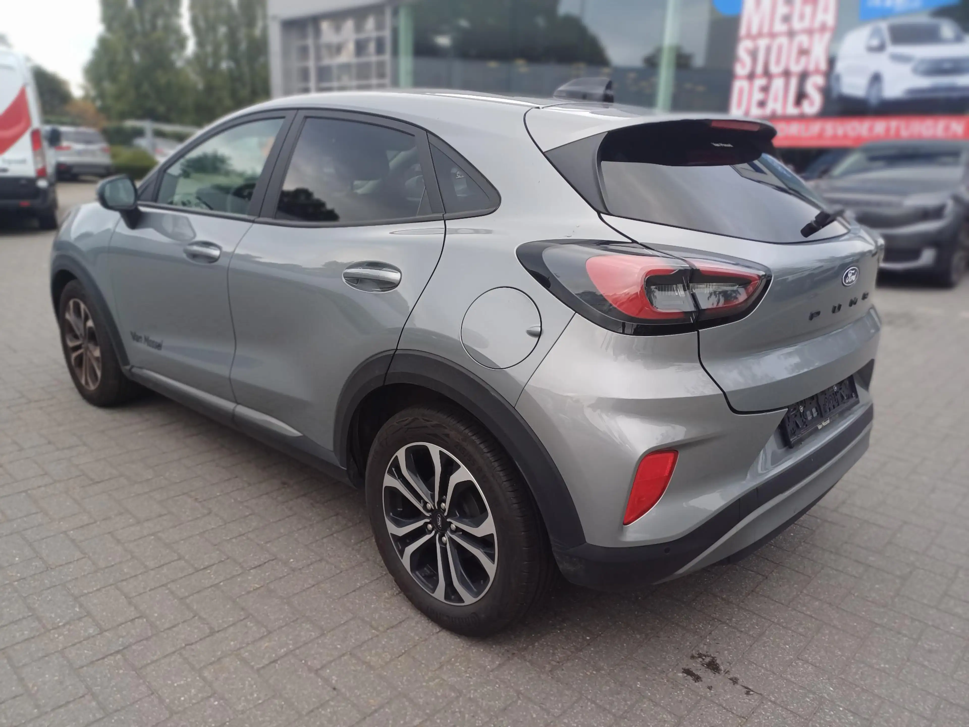 Ford Puma 1.0i Ecoboost mHEV 92kW Titanium — photo 3