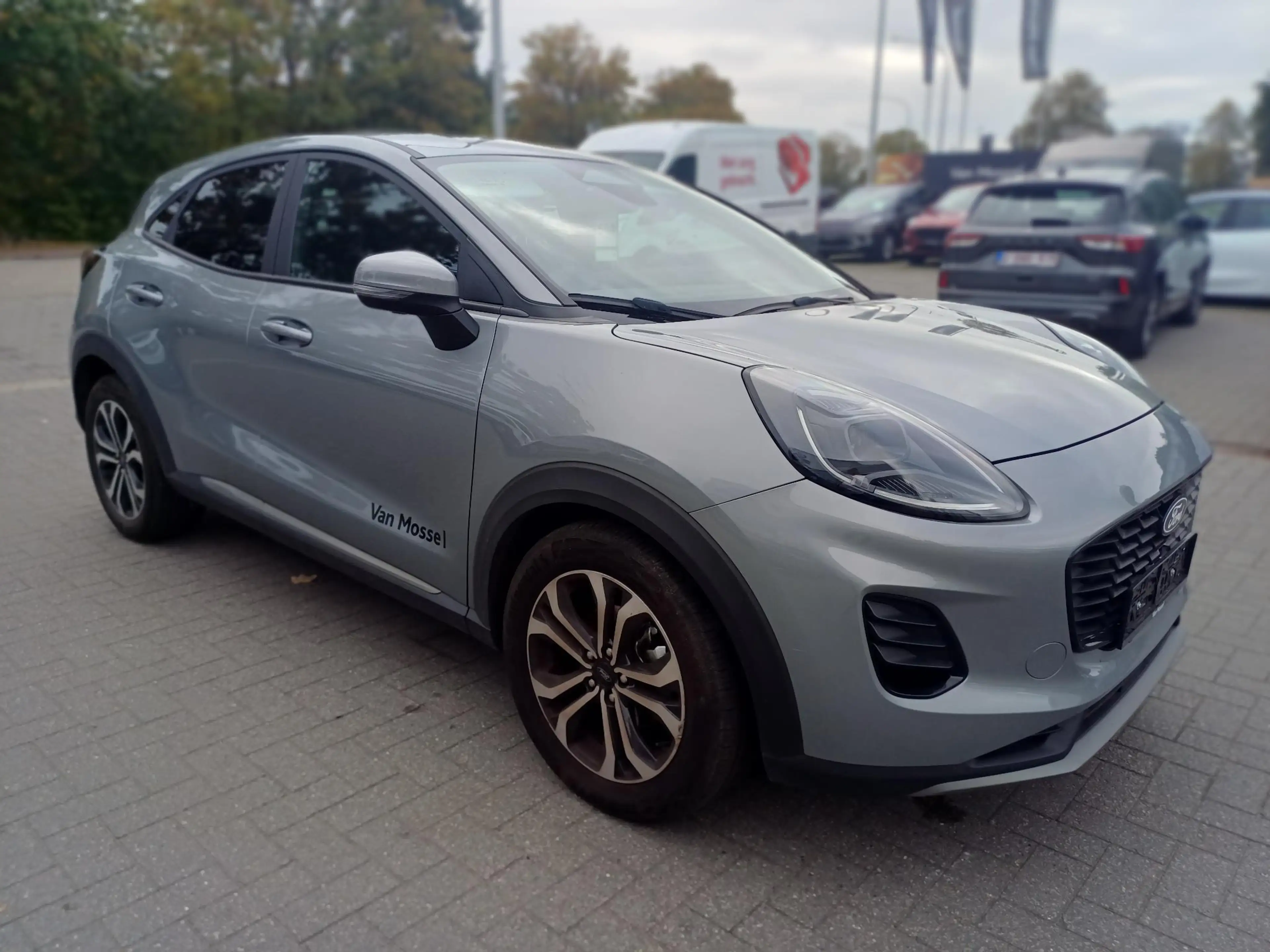 Ford Puma 1.0i Ecoboost mHEV 92kW Titanium — photo 13