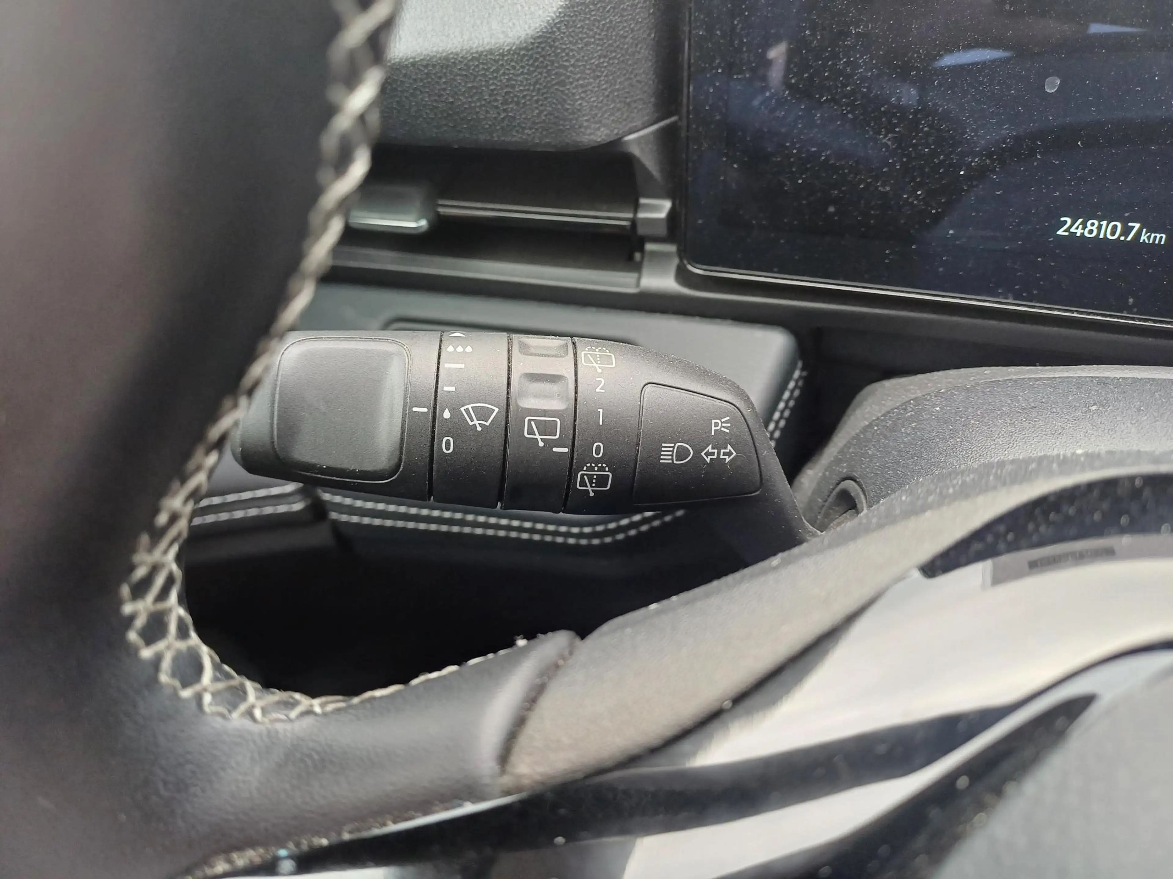 Ford Puma 1.0i Ecoboost mHEV 92kW Titanium — photo 15