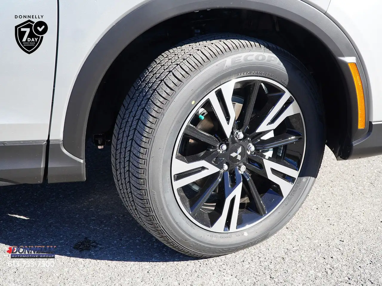 Mitsubishi Eclipse Cross снимка Mitsubishi Eclipse Cross