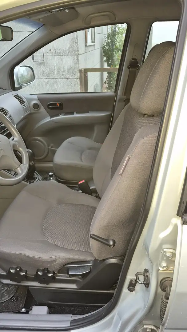 Hyundai Matrix Argento - 2