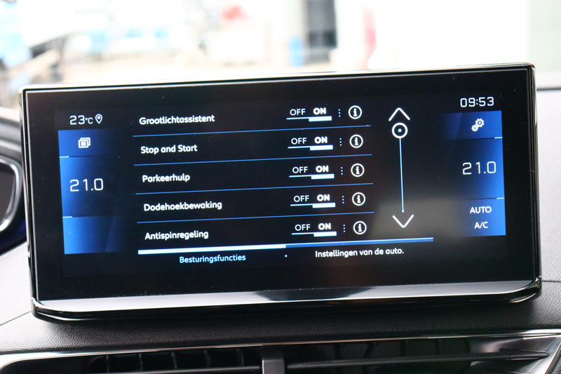 Peugeot 5008 1.2 PureTech Allure Pack Business O.a: PDC, Camera — photo 16