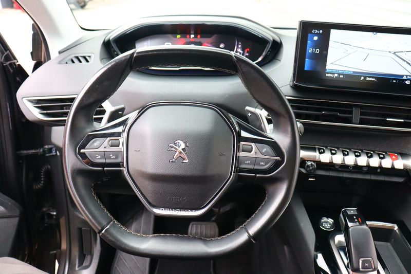 Peugeot 5008 1.2 PureTech Allure Pack Business O.a: PDC, Camera — photo 14