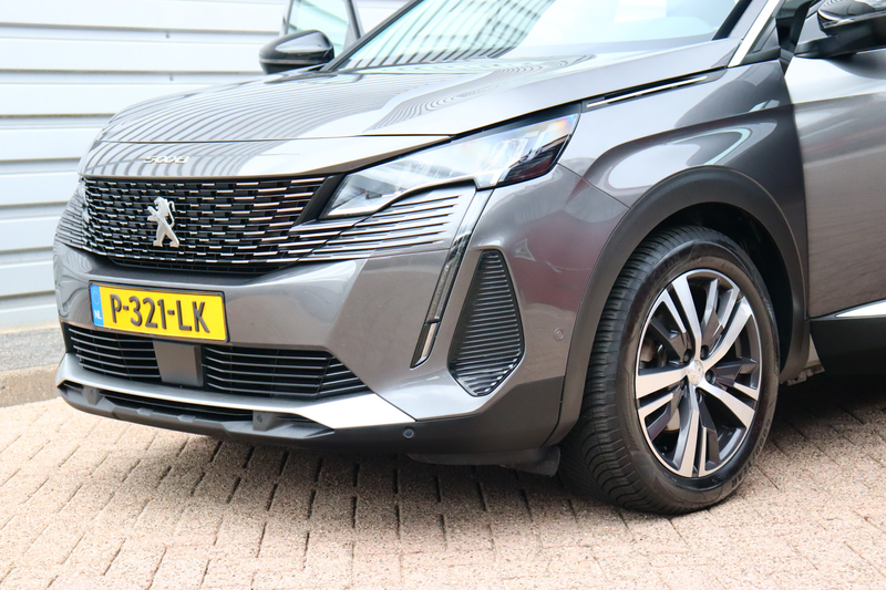 Peugeot 5008 1.2 PureTech Allure Pack Business O.a: PDC, Camera — photo 11