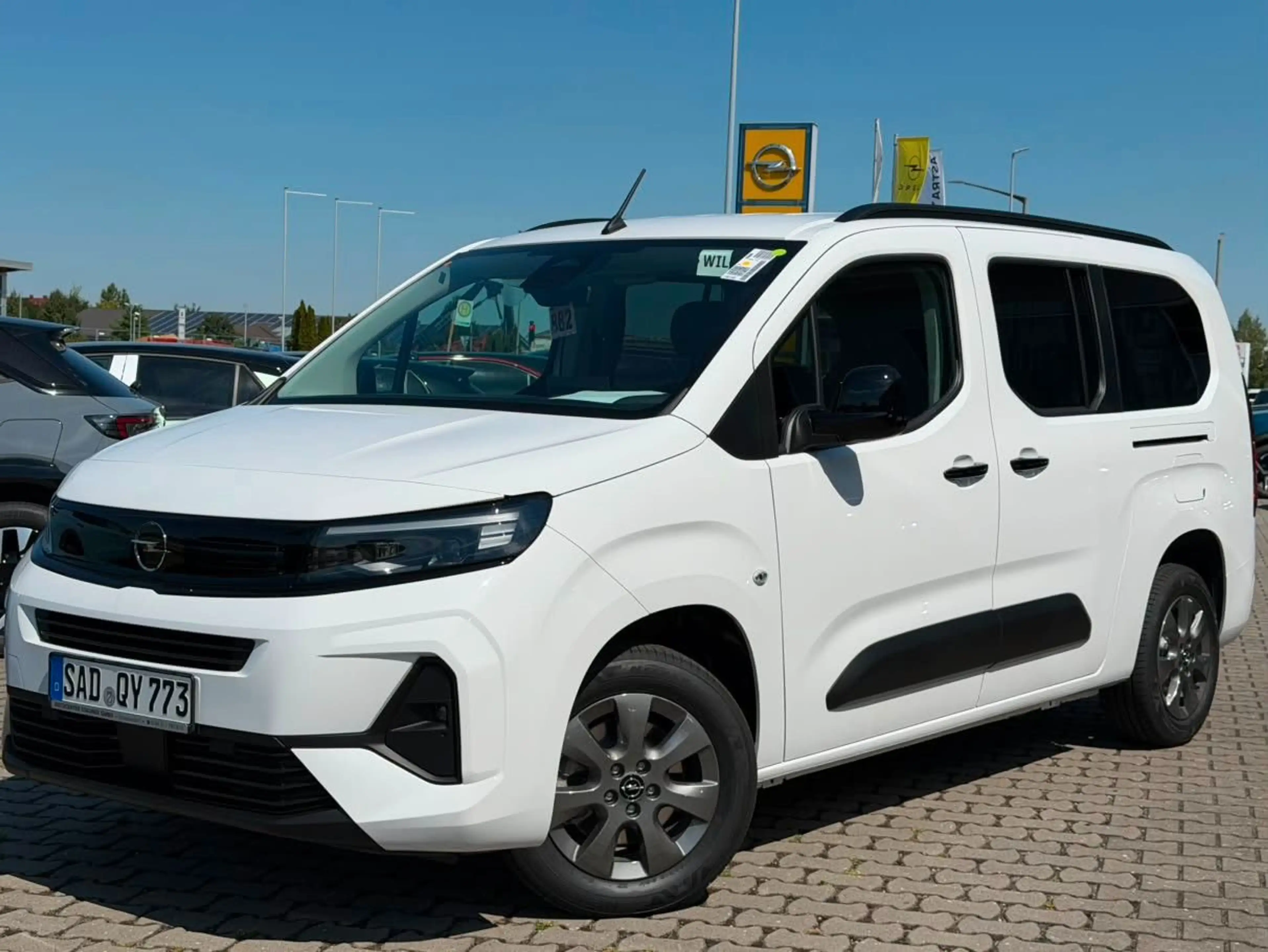 Opel Combo Life Combo XL Edition 1.5 Diesel AT8 *CONNECT-PAKET* — photo 2