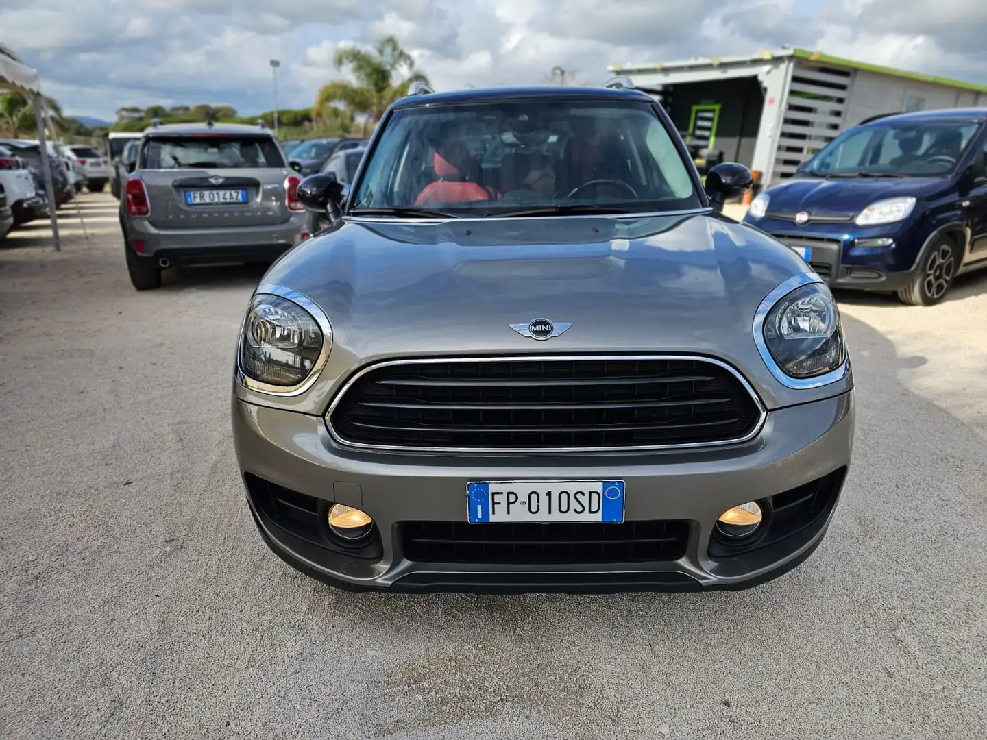 MINI Cooper D Countryman Mini Countryman 2.0 Cooper D Business all4 auto Gri - 2
