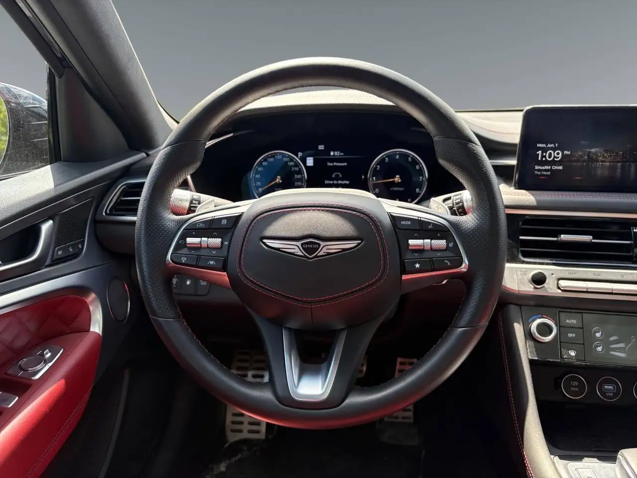 Genesis G70 снимка Genesis G70