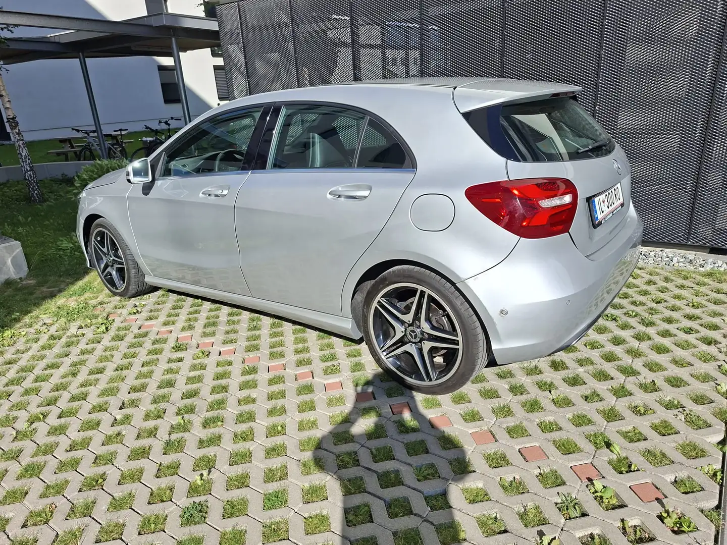Mercedes-Benz A 200 Urban-Paket Silber - 1