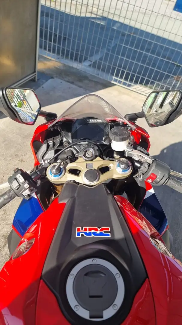 Honda CBR 1000 RR SP1 Красный - 2