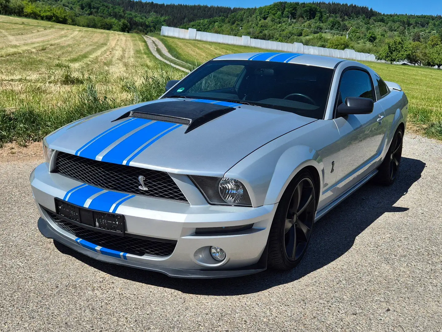 Ford Mustang GT Shelby Optik 4,6 Liter V8 20 Zoll Carfax Argent - 2