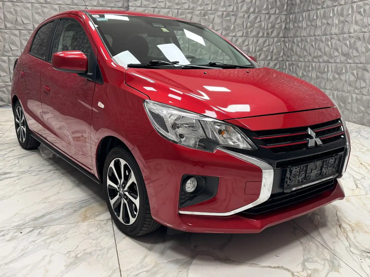 Mitsubishi Space Star 1.2 MIVEC Invite AS&G*Voll Fahrbereit Rot - 1