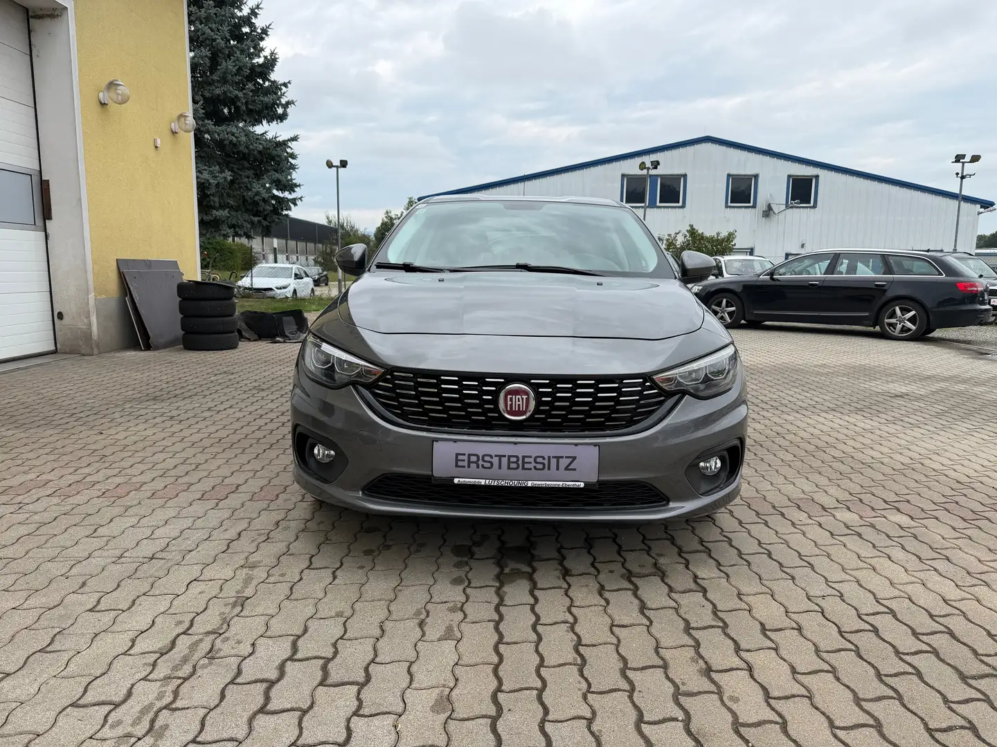 Fiat Tipo 1.4 95 Easy Grau - 1