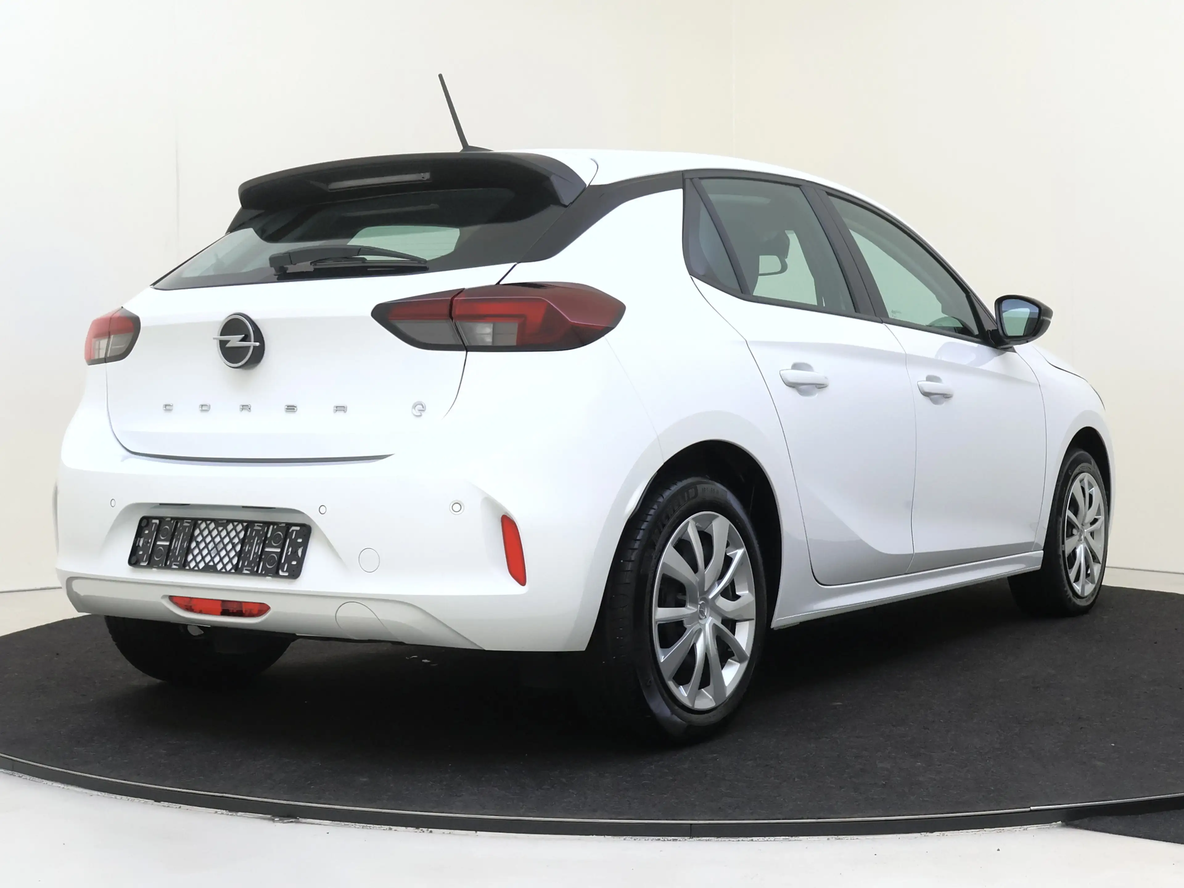 Opel Corsa-e Electric Edition 50 kWh 136PK Parkeerhulp | Apple — photo 11