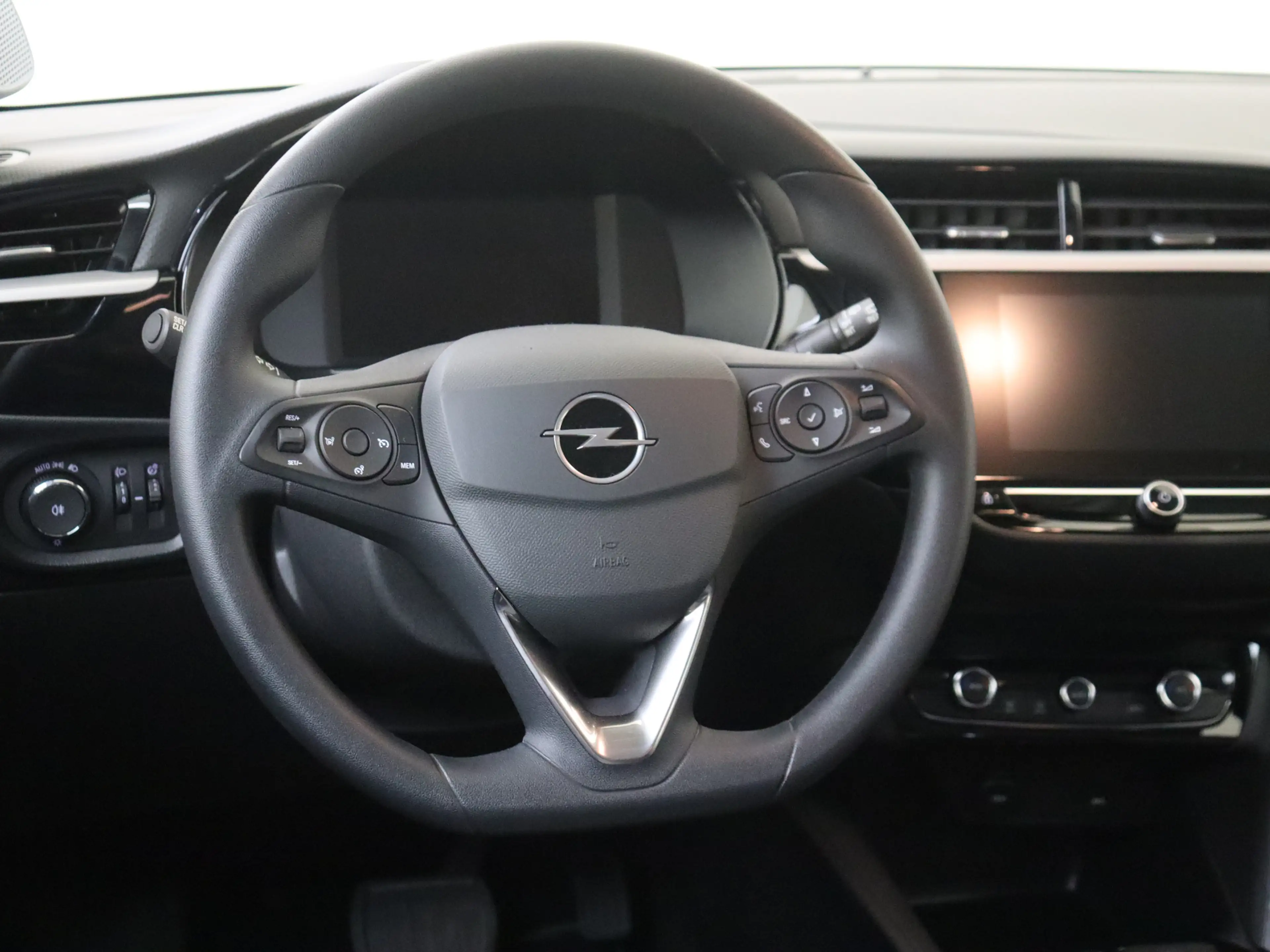 Opel Corsa-e Electric Edition 50 kWh 136PK Parkeerhulp | Apple — photo 6