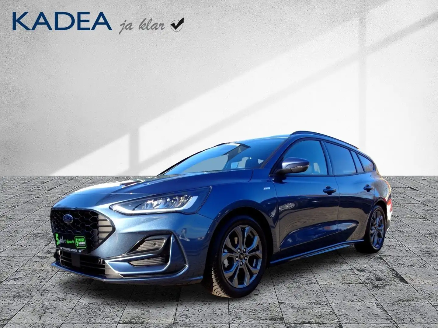 Ford Focus Turnier 1.0 EcoBoost ST-Line X ACC+AHK+LED Blau - 2
